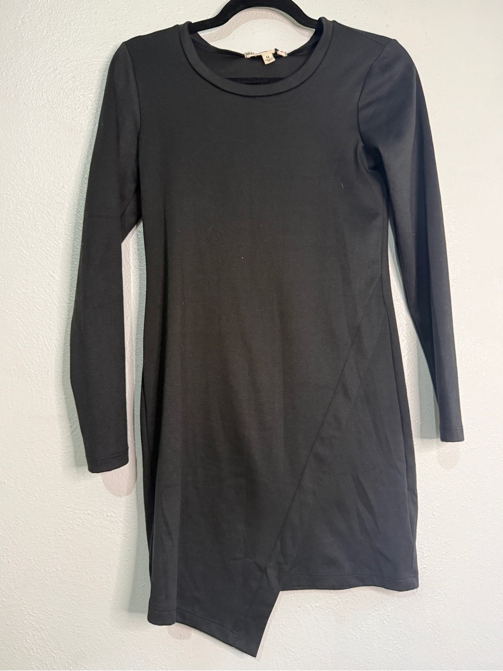 s.o. r.a.d. Black Long-Sleeve Asymmetric Hem Dress - Sz M. Juniors. NWT.